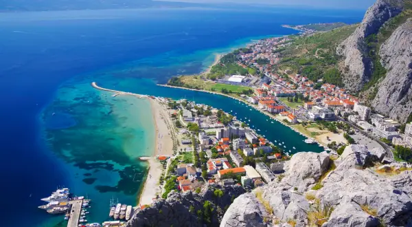 Omiš atrakcje: najpiękniejsze miejsca, które musisz zobaczyć