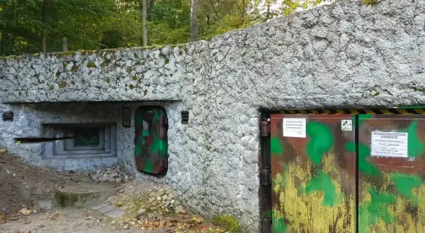 Skansen Fortyfikacji Stare Jabłonki: historia, atrakcje i wydarzenia