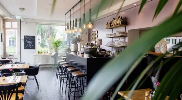 Łeba gdzie zjeść: najlepsze restauracje, które musisz odwiedzić